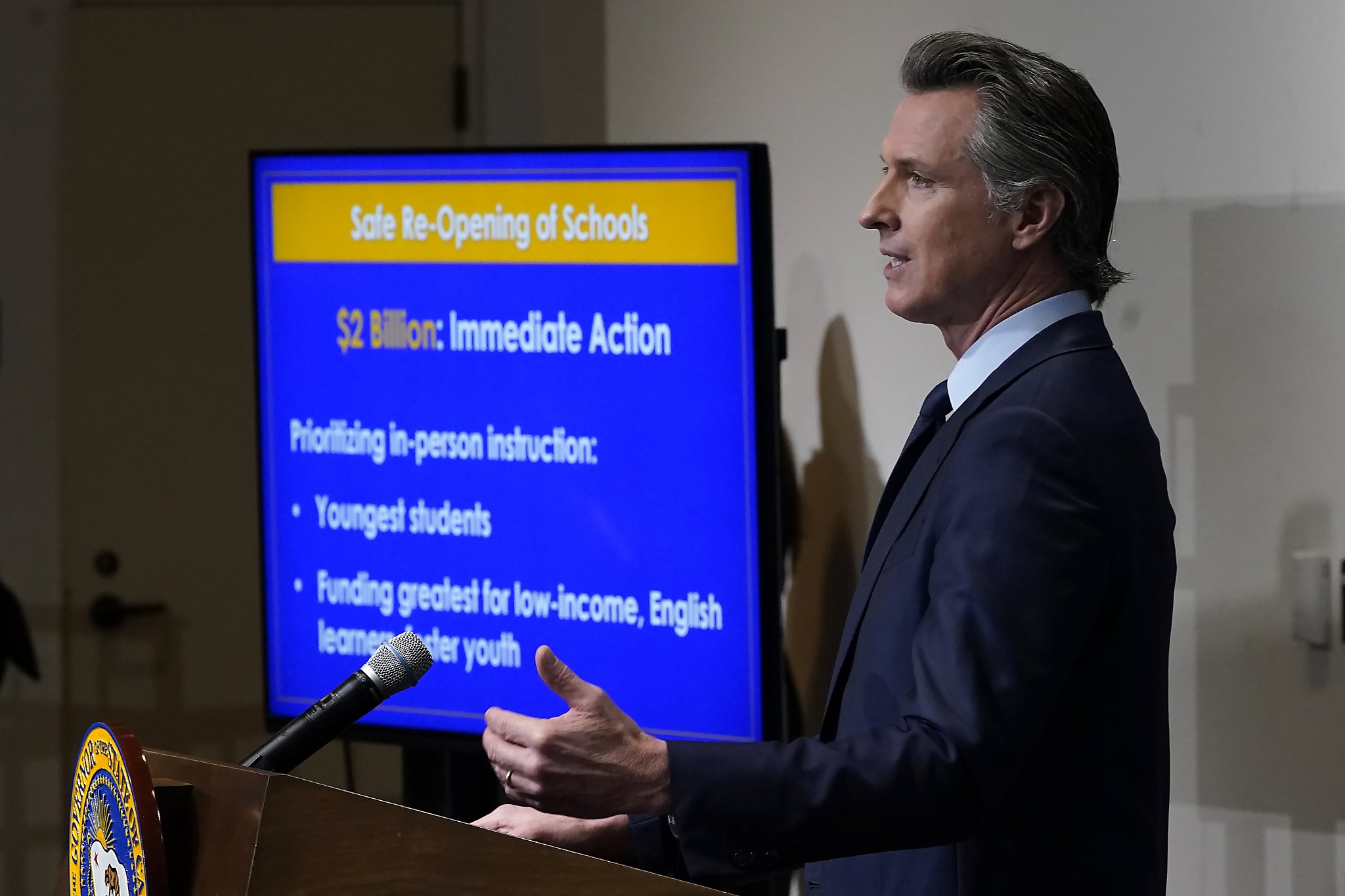 Newsom signs $6.6 billion school reopening legislative package - Vimarsana News