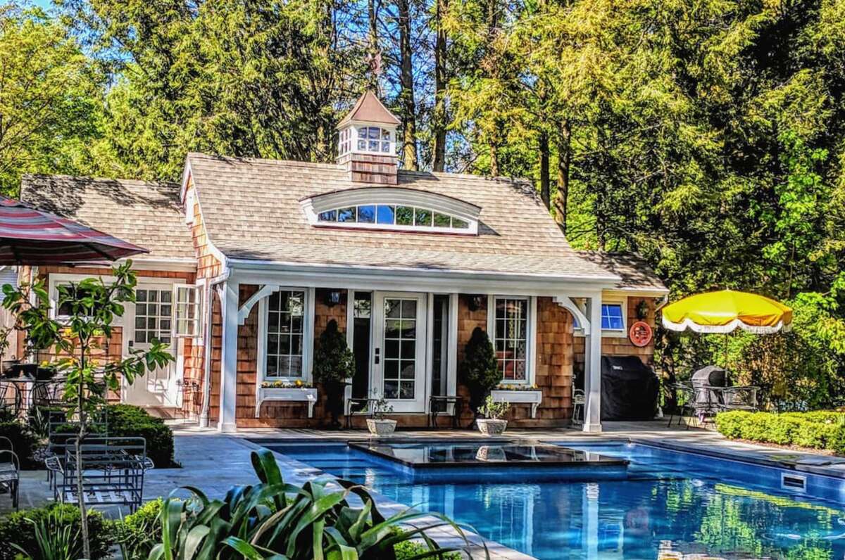 Pool house, Trumbull