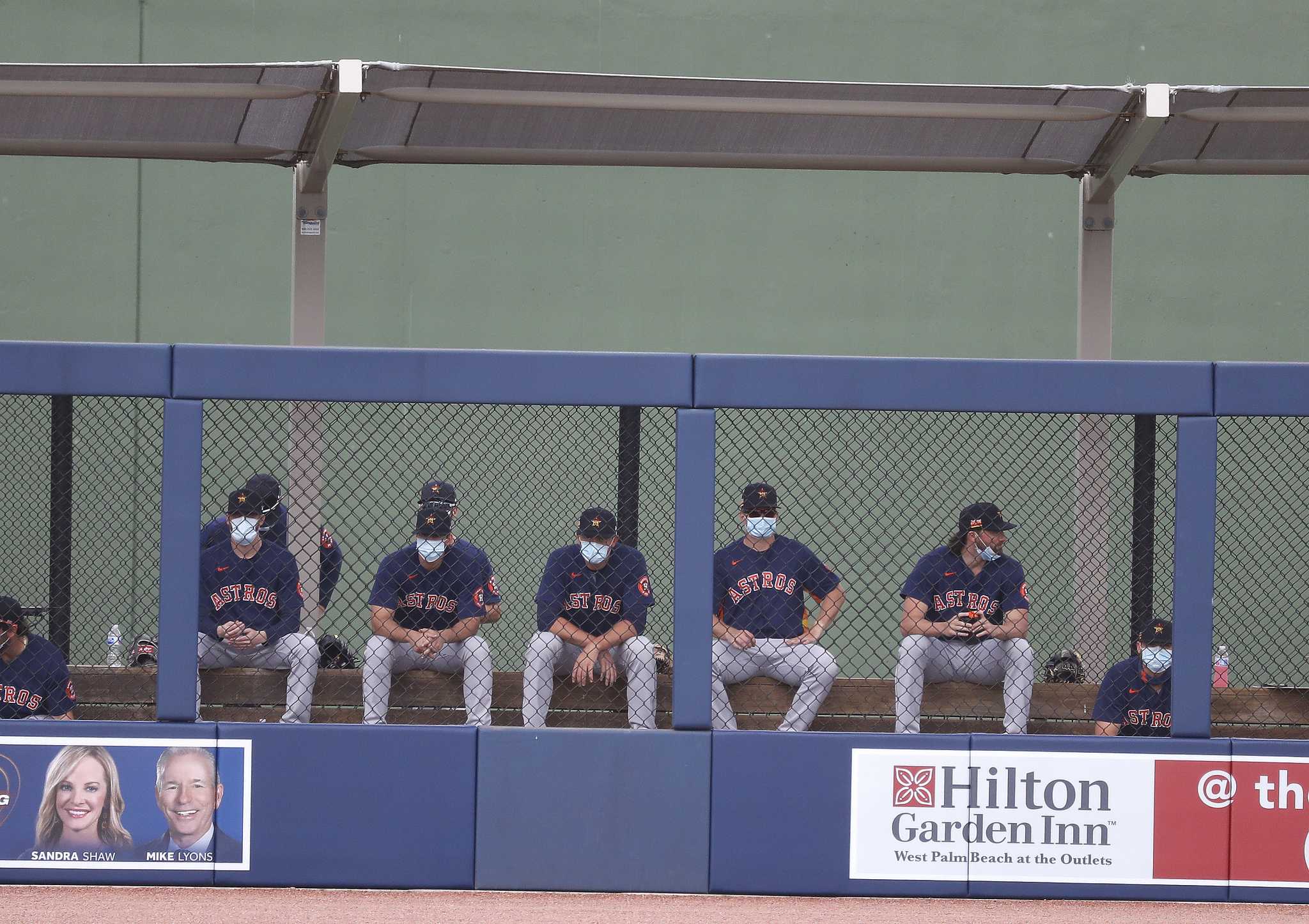 Five Astros sidelined by MLB's health and safety protocols