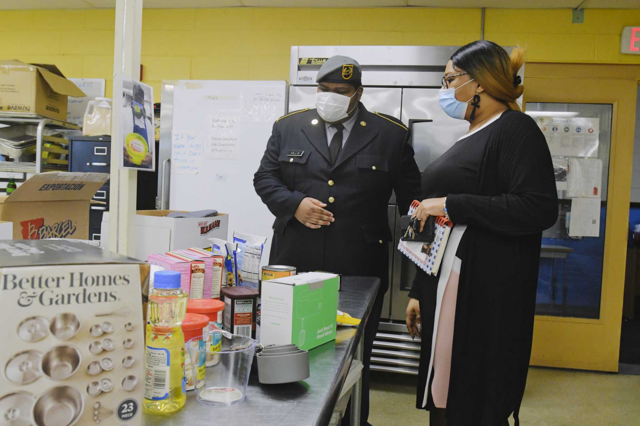Albany High student finds passion in baking, uses it to bring joy to veterans - Vimarsana News