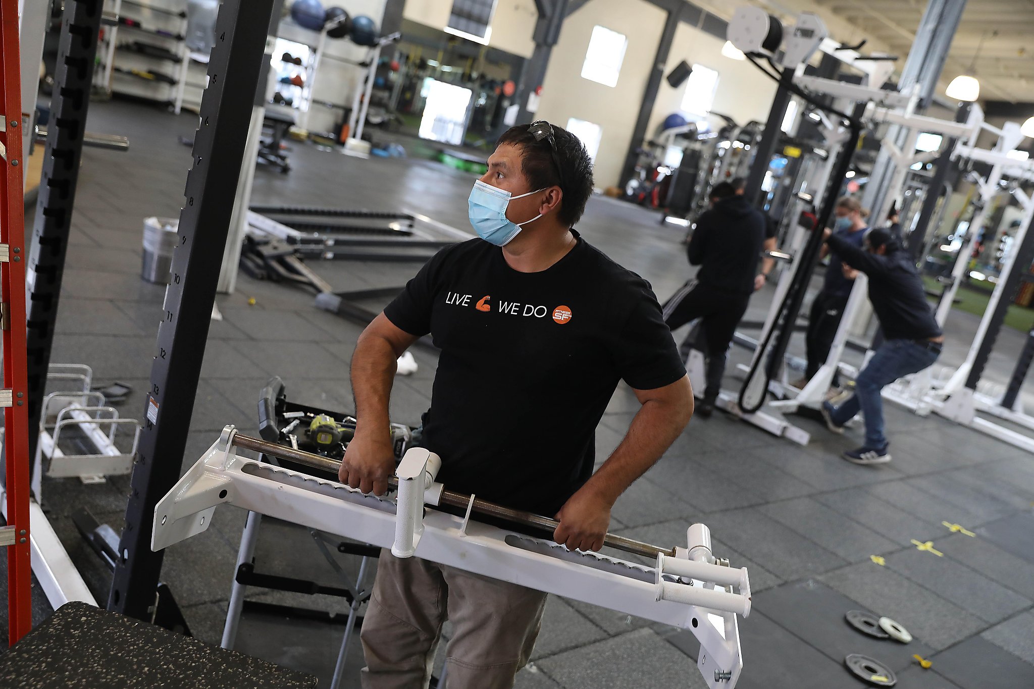 SF workers, business owners express joy, concern as they prepare for red tier reopening - Vimarsana News