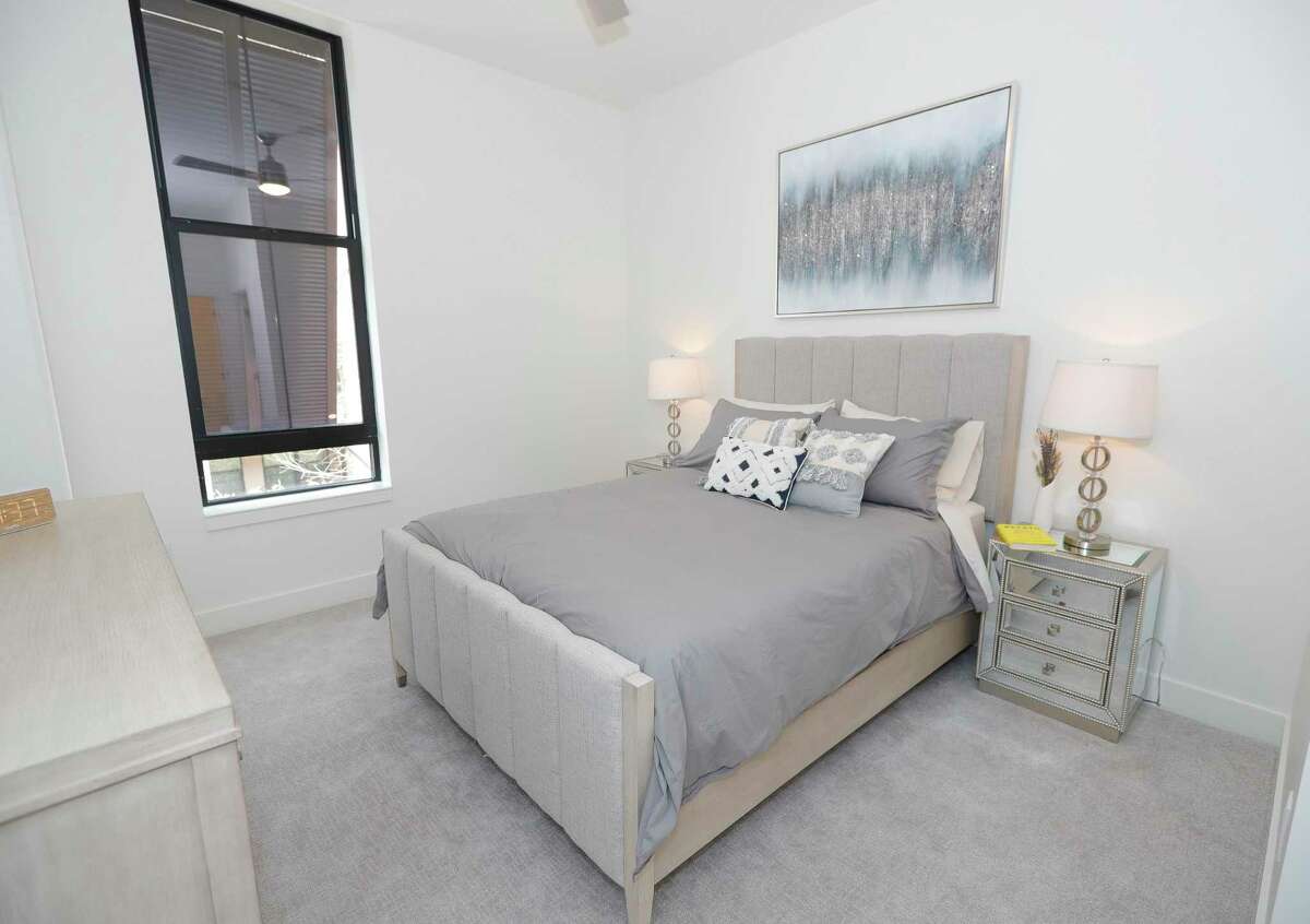 Howard Hughes opens new apartment complex in Woodlands