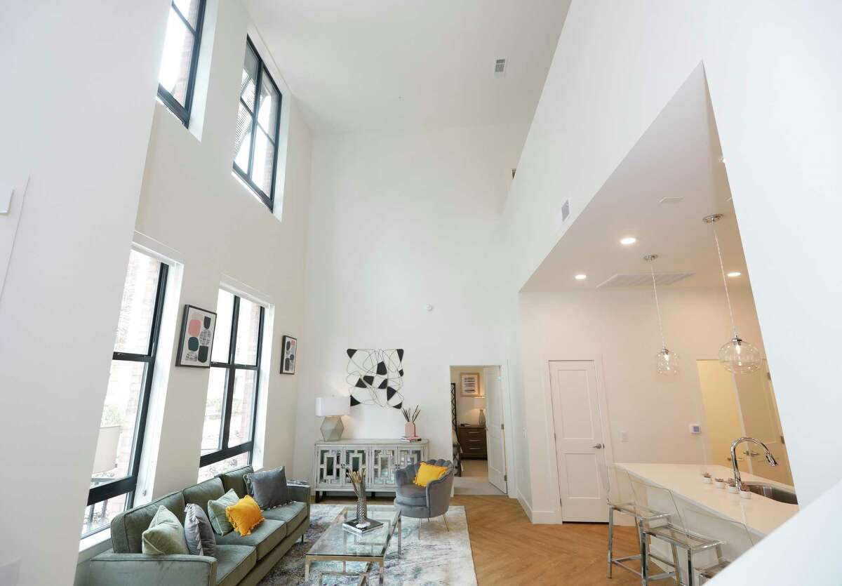 Howard Hughes opens new apartment complex in Woodlands