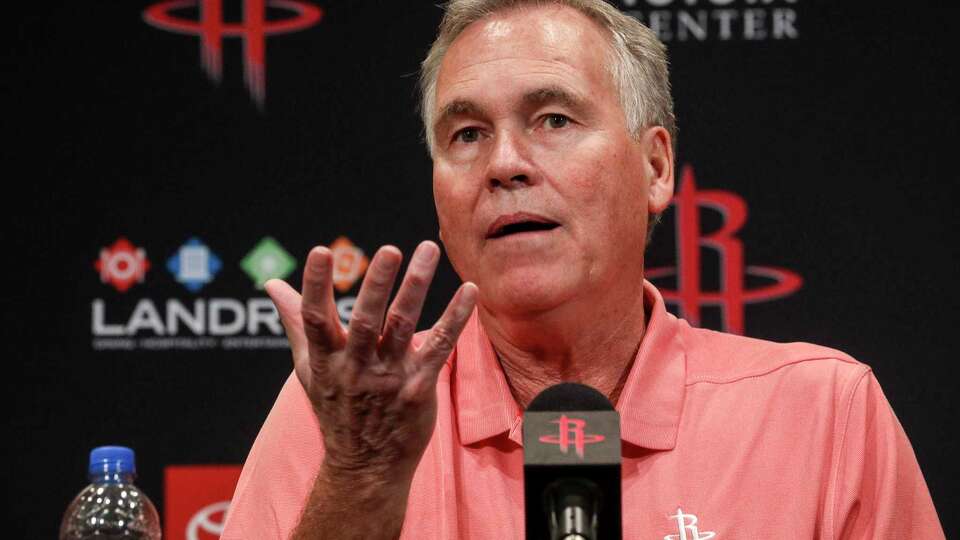 Mike D'Antoni will return to Toyota Center as an assistant with the Nets on Wednesday.
