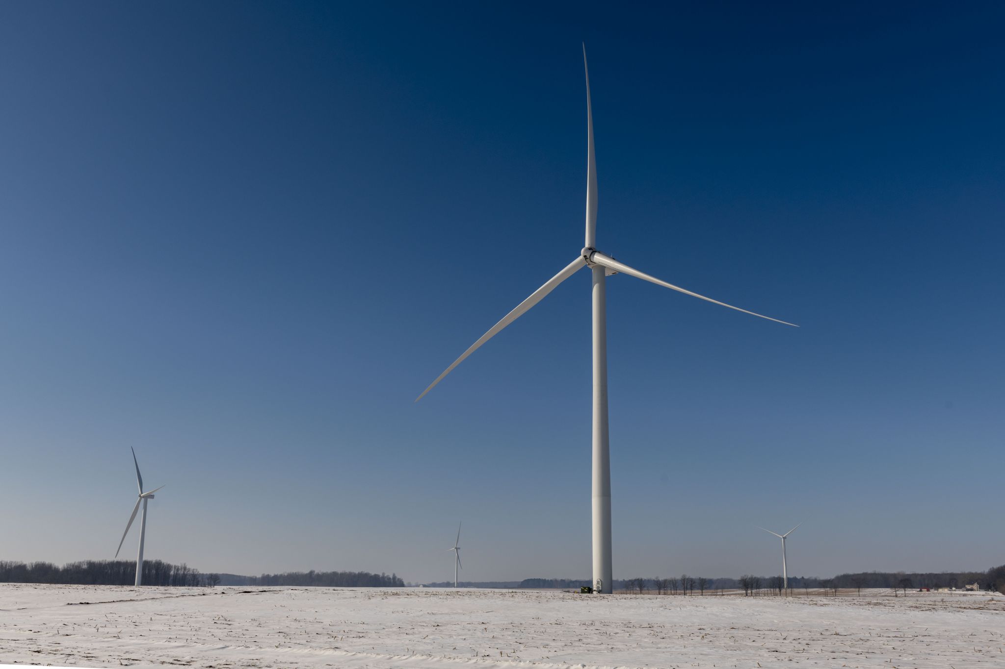 DTE discusses how its wind turbines work in winter