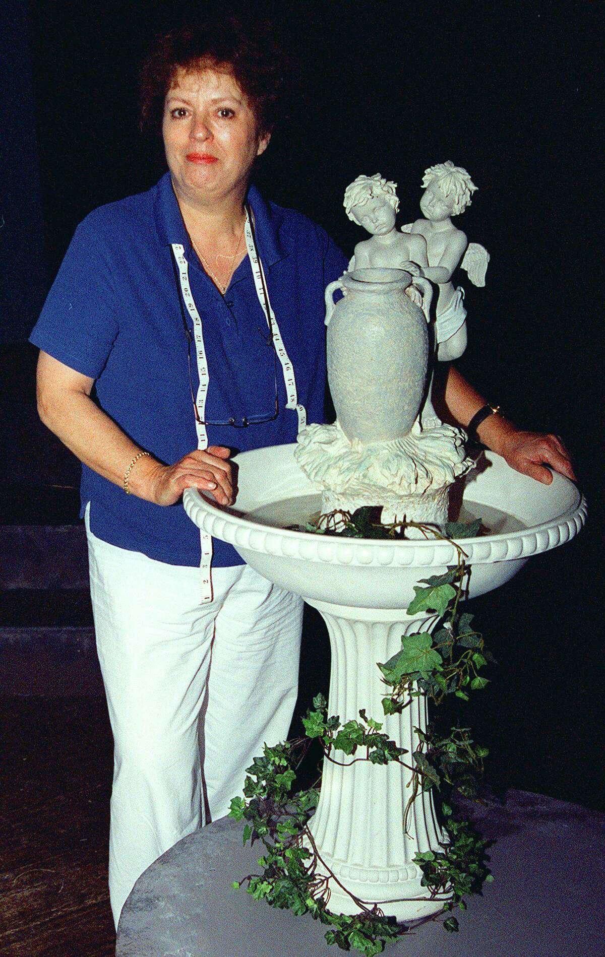 SPECTRUM/Jane Farnol of Kent, director of plays at the Sherman Playhouse, 2002