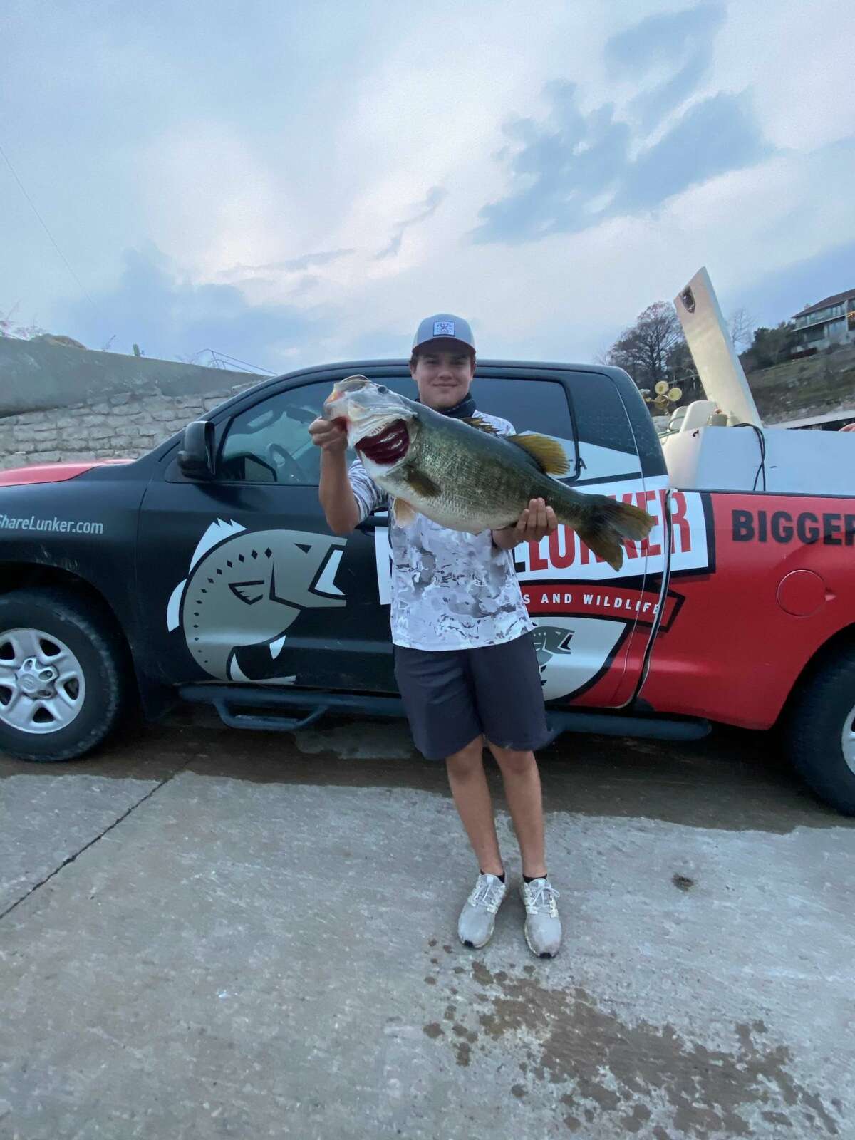 Young angler from Buda Trace Jansen, 15, set a new largemouth bass record for Lake Travis on Sunday.