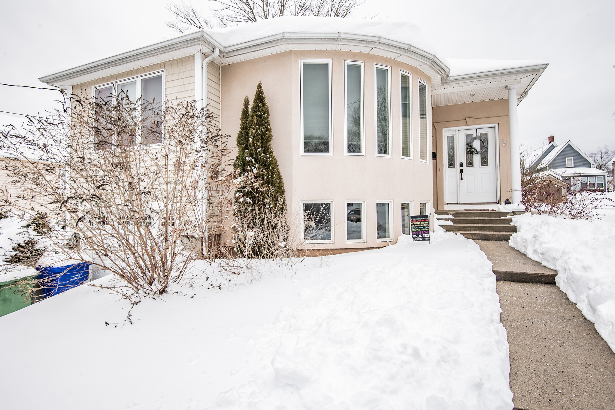 On the market: Middletown ranch with an 'unusual silhouette' - Vimarsana News