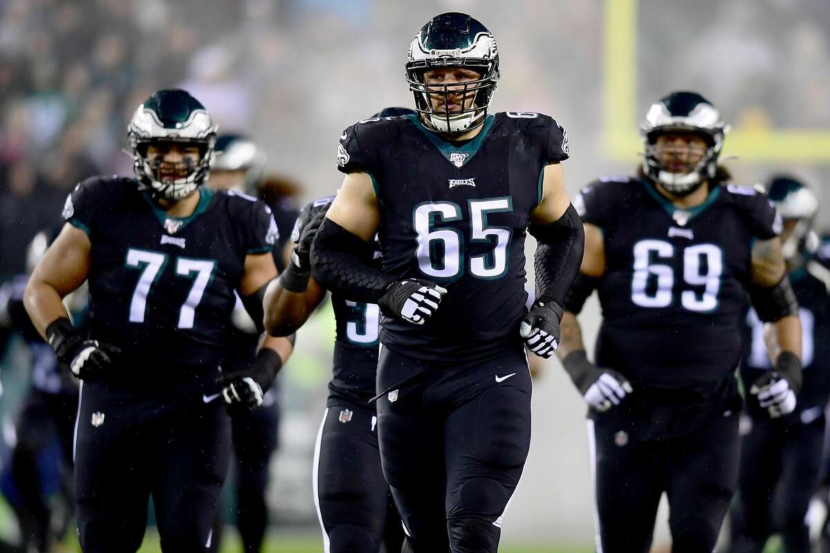 Eagles’ Lane Johnson gifts, opens performance center to Kilgore College