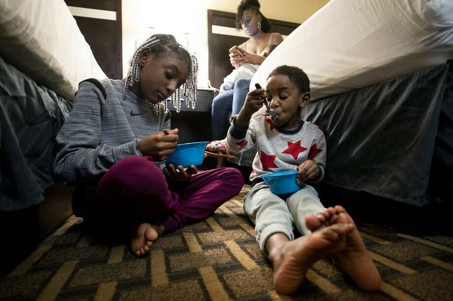 When Nyviana Stukes, left, was 8 years old, she told her mother, Crystal Lewis, that she did not want to go to school any more because kids teased her about living in Stonybrook. Photo: Godofredo A. Vásquez/Staff Photographer / ? 2020 Houston Chronicle