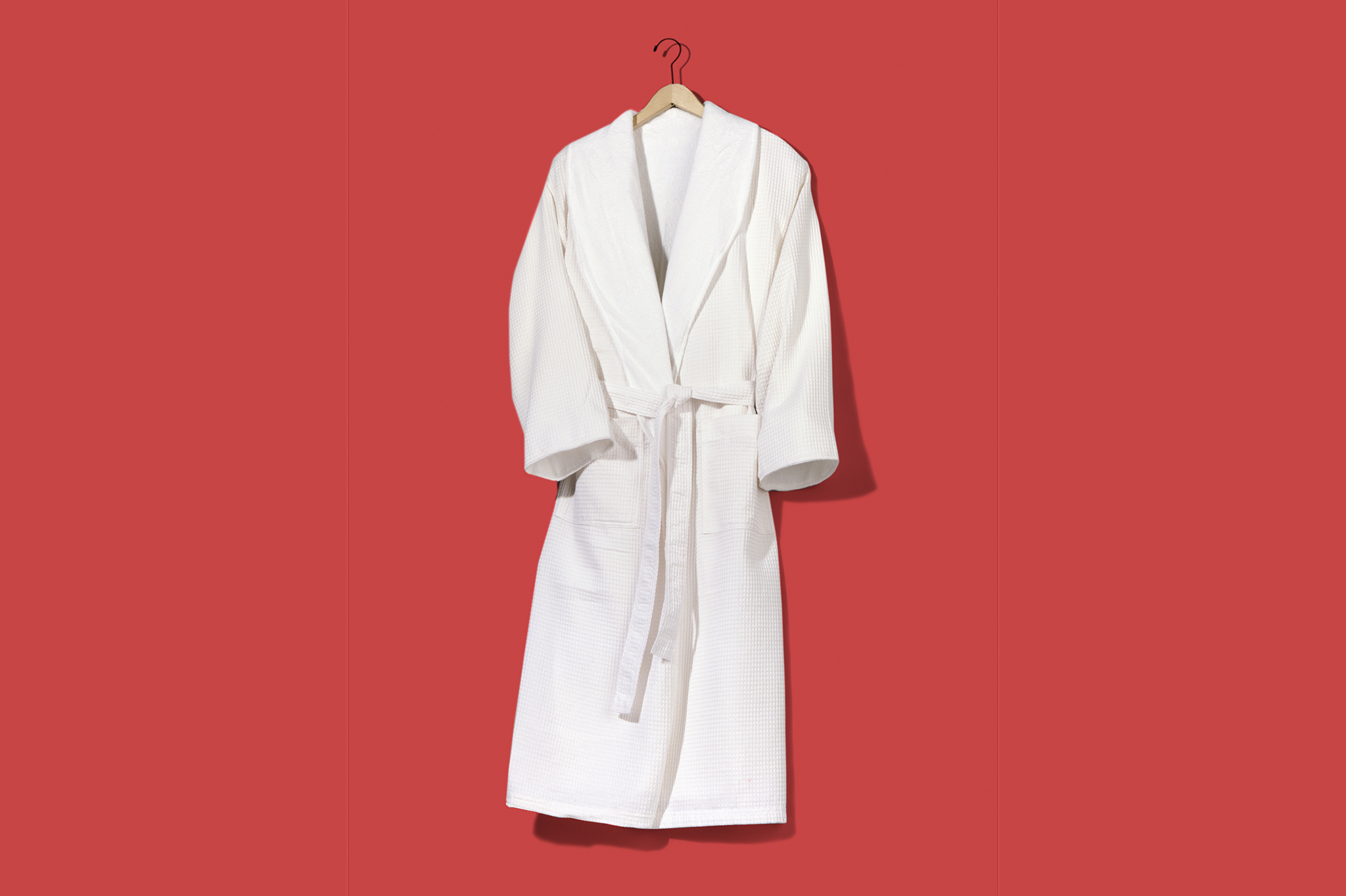 A steamy love letter to the humble yet hedonistic hotel bathrobe - Vimarsana News
