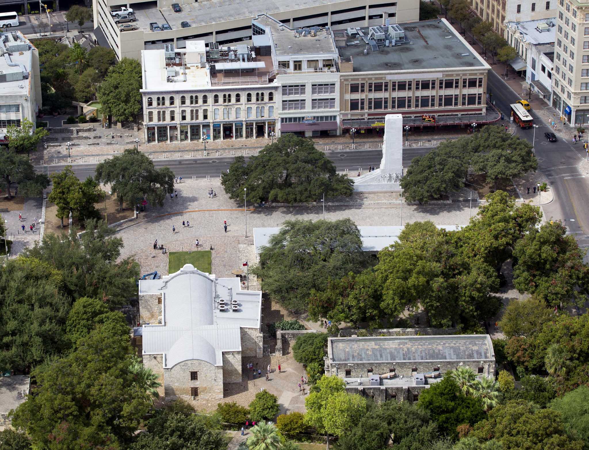 Ayala: Alamo 'reset' has potential to get plaza project completed - Vimarsana News