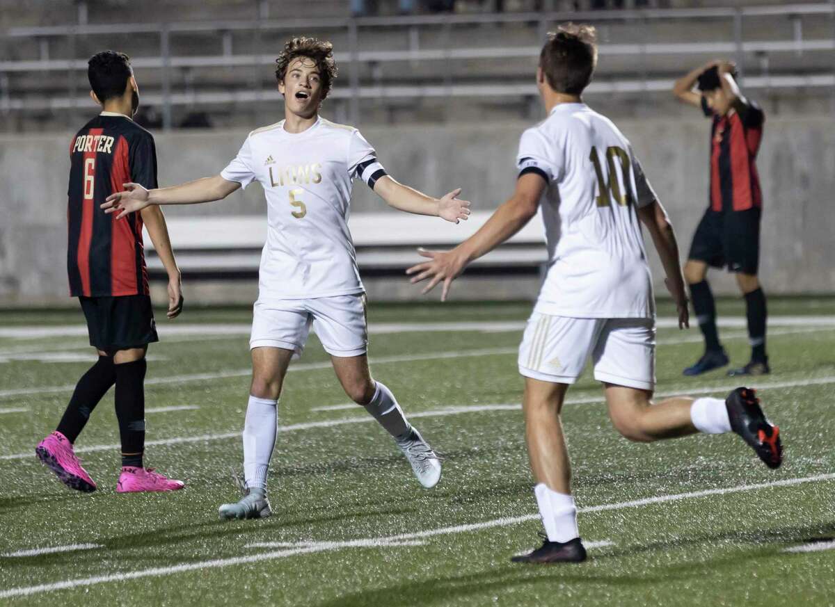 BOYS SOCCER: Lake Creek strikes early, tops Porter