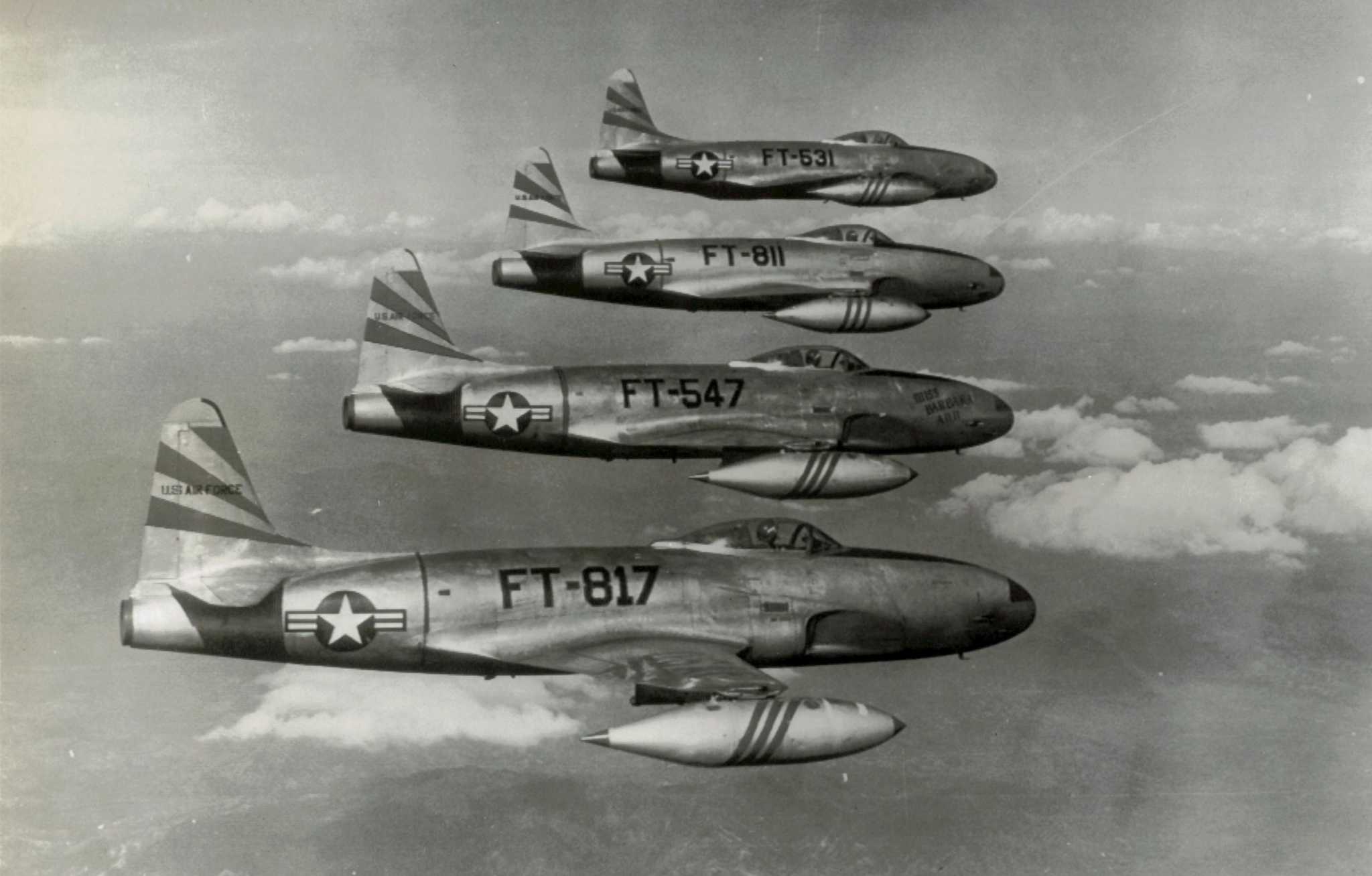 Witness to 1953 jet crash at San Antonio's Randolph air base tells story of hero pilot who died saving lives - Vimarsana News
