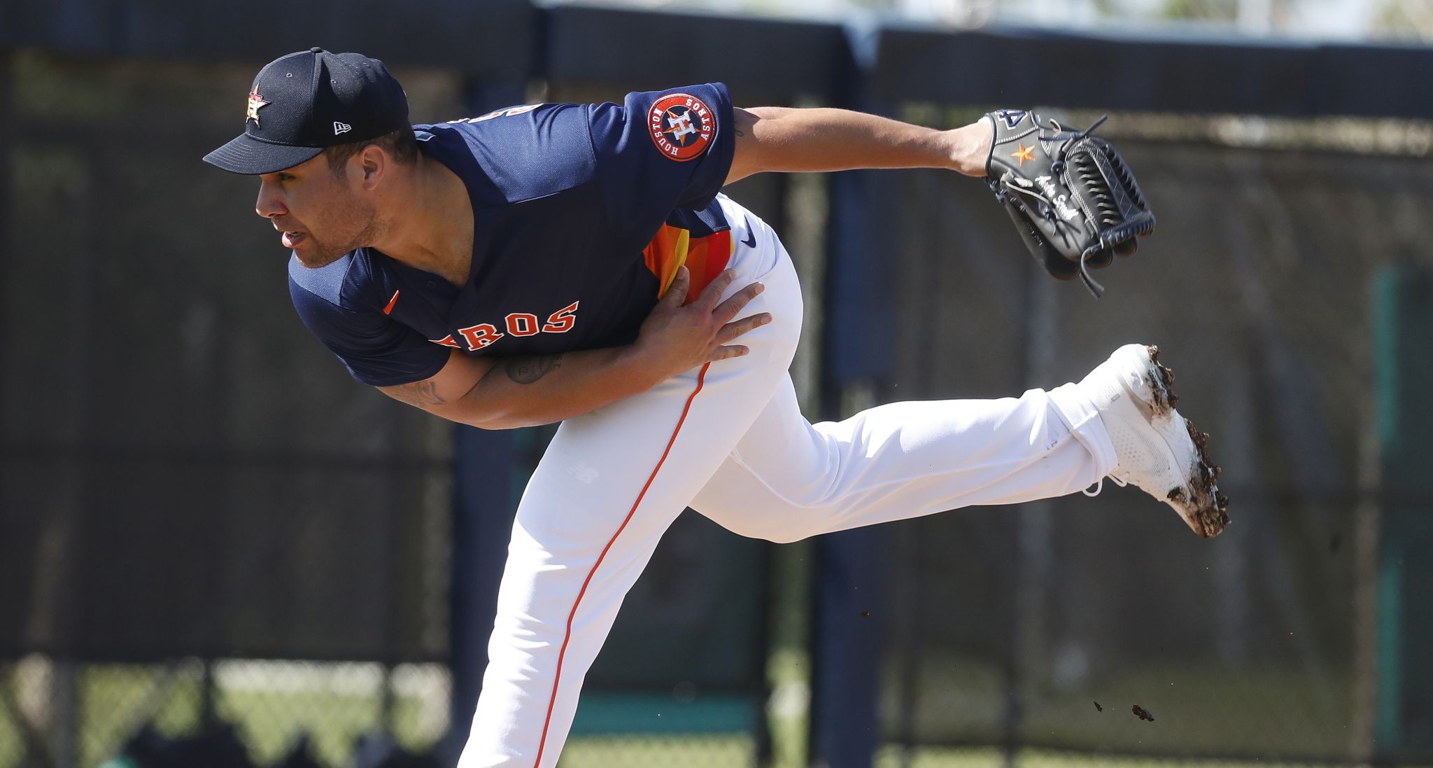 Astros' reliever Andre Scrubb making strong pitch for bullpen spot