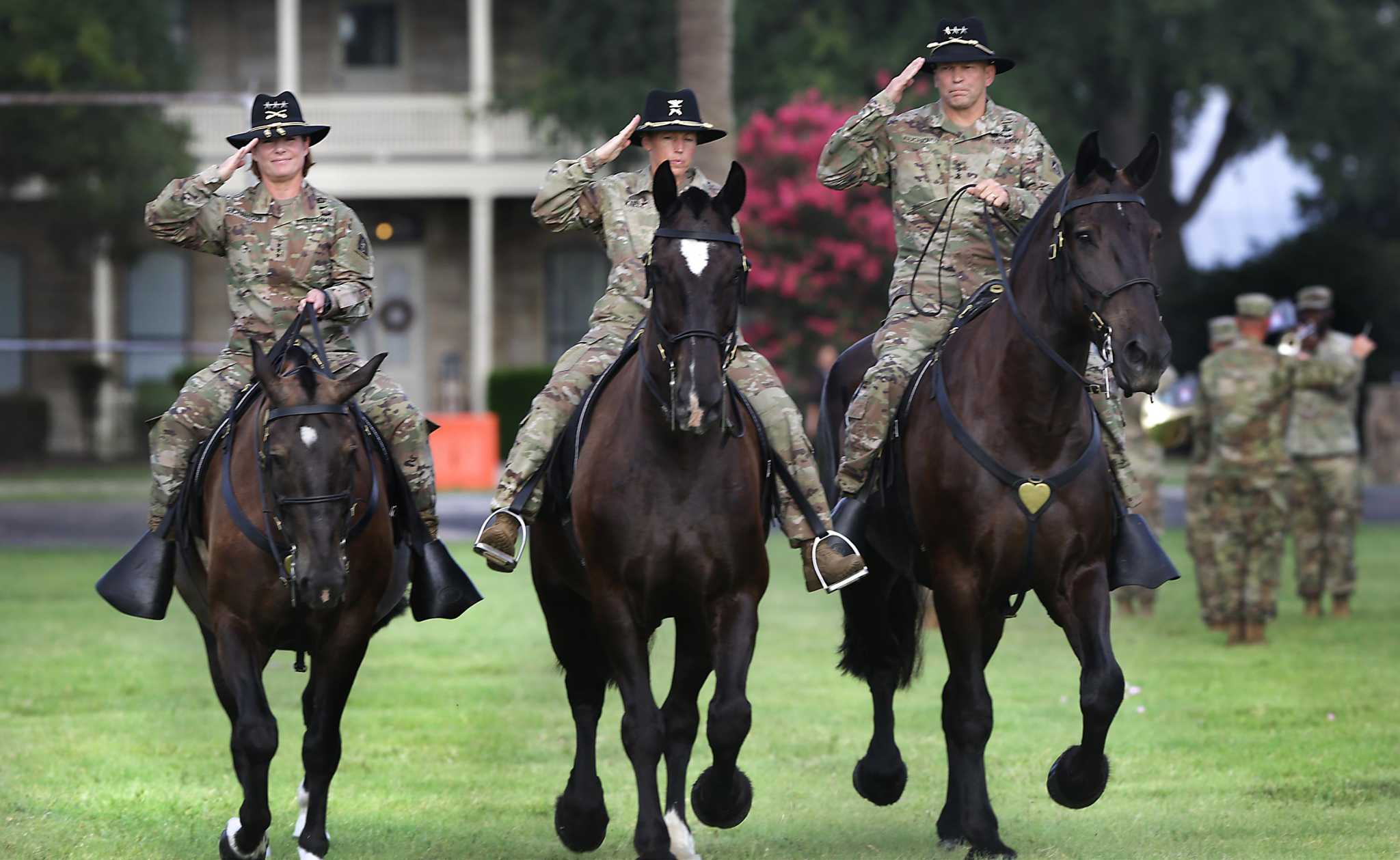 'Only gal in the room' - U.S. Army North commander in line to become nation's second female four-star general - Vimarsana News