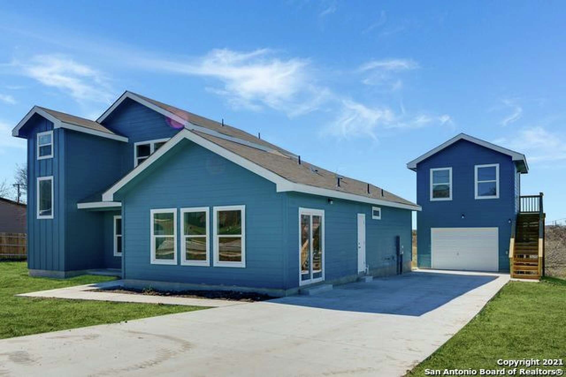 Should you build a mother-in-law suite – or buy a home with one?