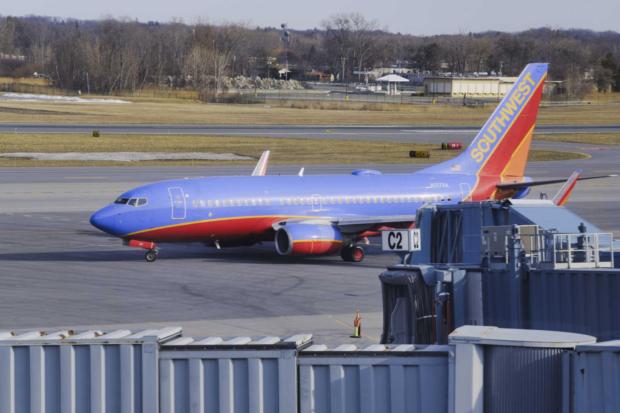 Airports want passenger fee increase to pay for improvements - Vimarsana News
