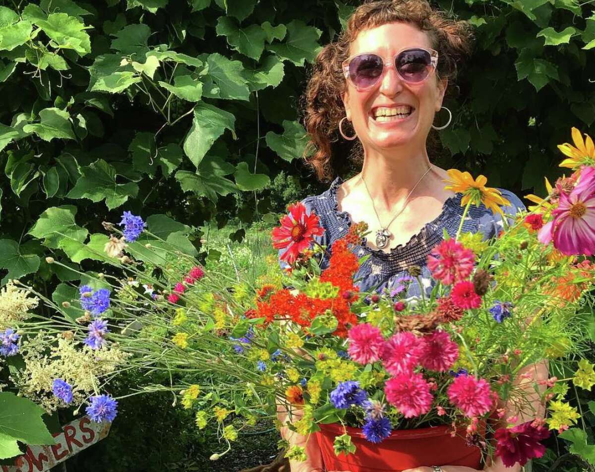 Shoving Leopard Farm is located in Barrytown, in Dutchess County, Hudson Valley.