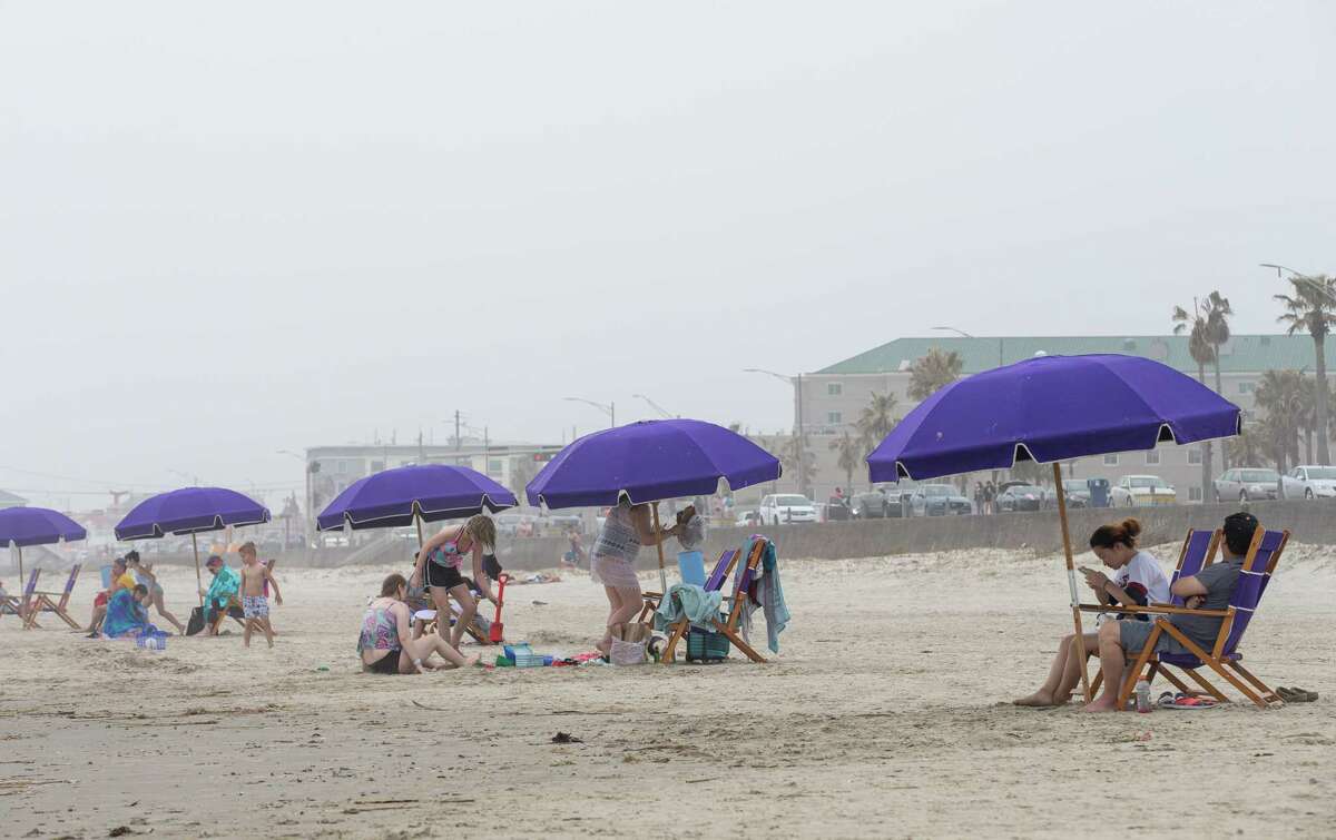 'A real crucial time' Galveston prepares for spring break surge in tourism