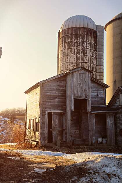 Silo tua di Sun One Organic Farm di Bethlehem, Conn. Pada 4 Maret 2021.