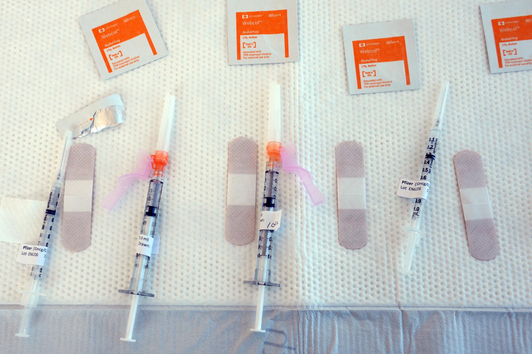 Lamont to speed up eligibility in CT COVID vaccination plan that 'inspired' president's national timeline - Vimarsana News
