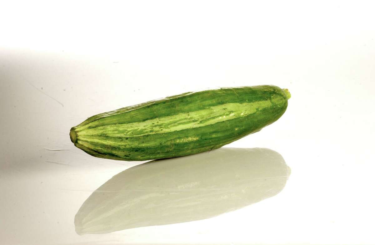 No Lettuce For San Antonio Man Who Sued H E B Alleging Cashier Whacked Him With Cucumber 9980