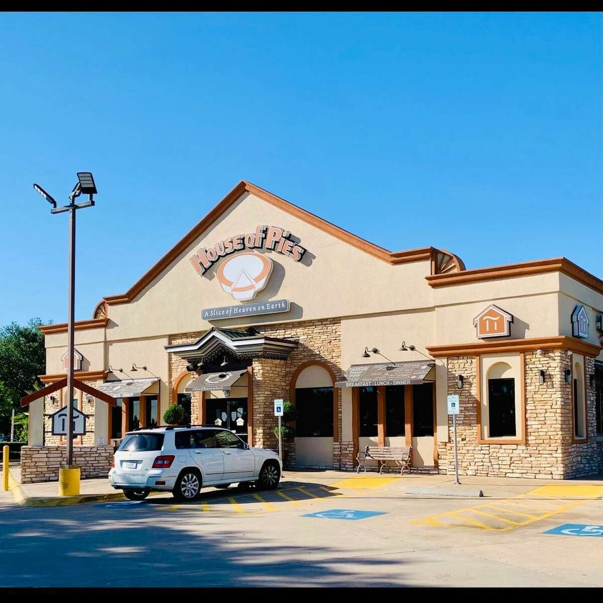 ‘We’re very excited’ House of Pies opening Cypress location