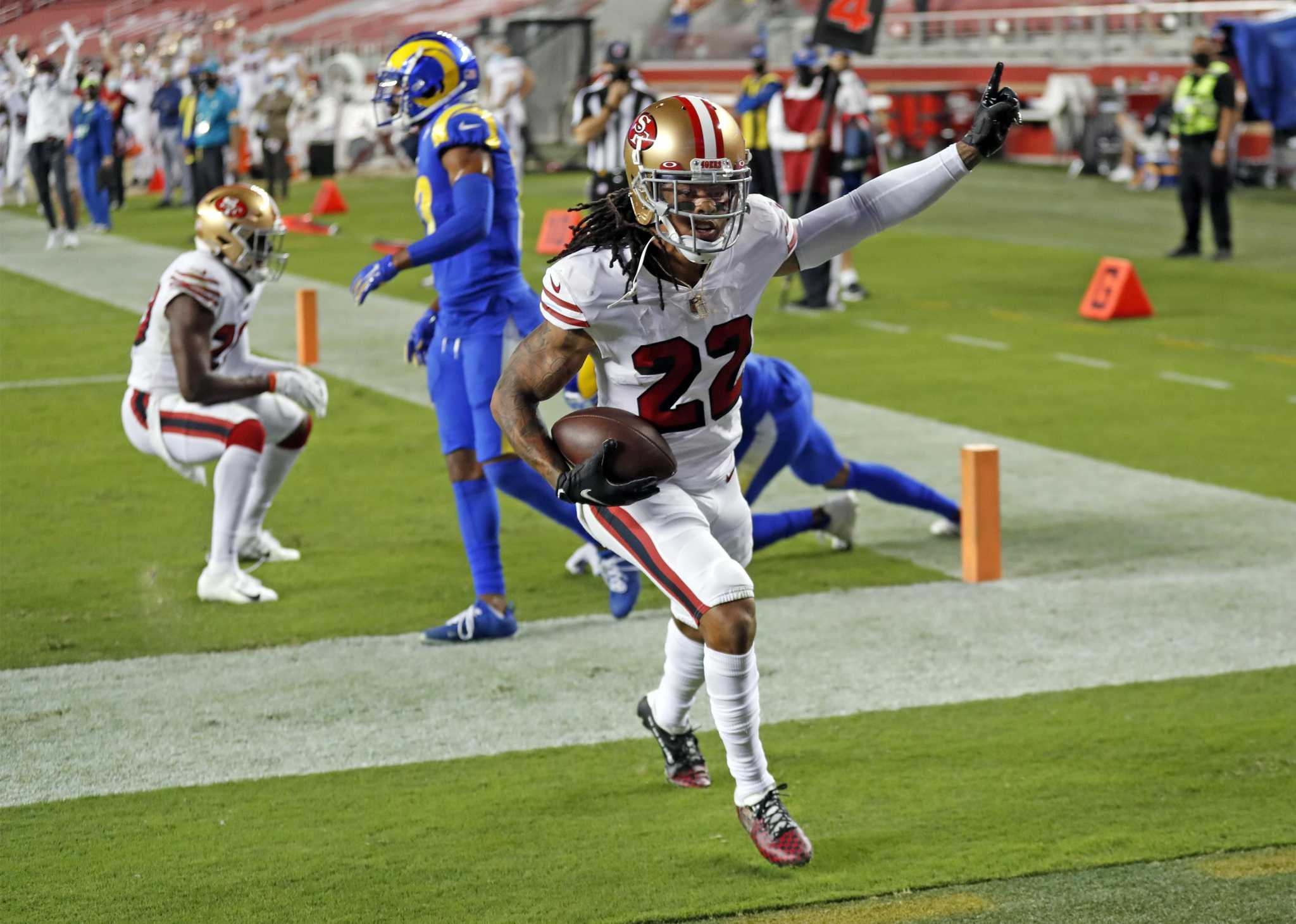 49ers put Tartt, Kinlaw on IR; add Givens, Willis to roster