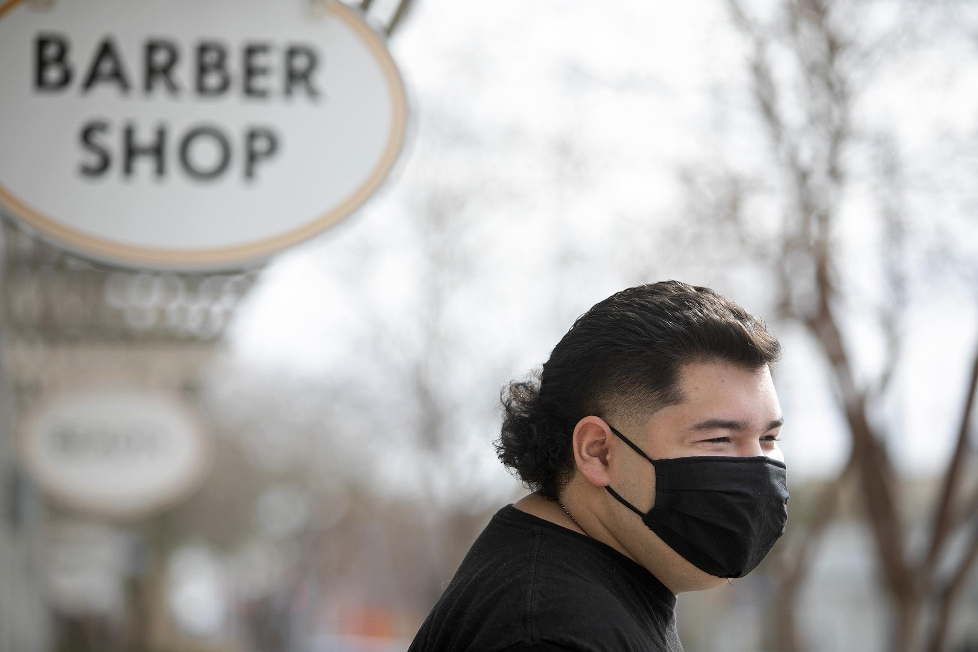 San Antonians are embracing the COVID mullet trend. Yep, mullets are back. And they're spectacular. - Vimarsana News