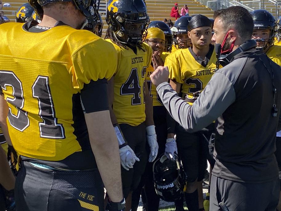 Roundup Bishop Odowd Antioch Welcome Football Back 