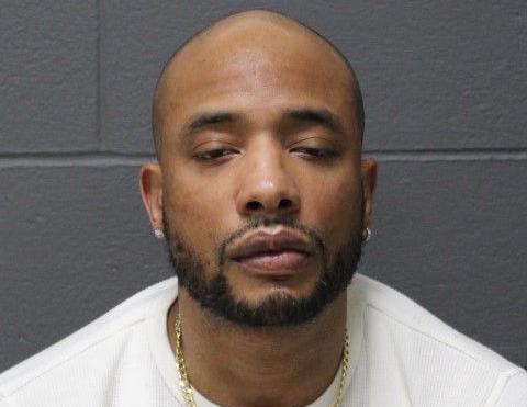 Police: Man pulls knife at CT strip club when debit card declined - Vimarsana News