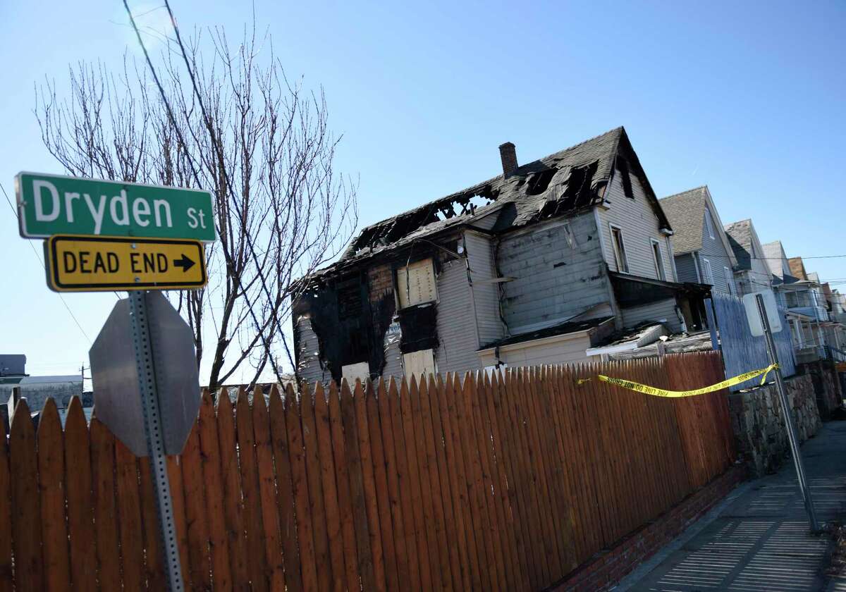 FD Rapidly spreading fire rips through Stamford multifamily home