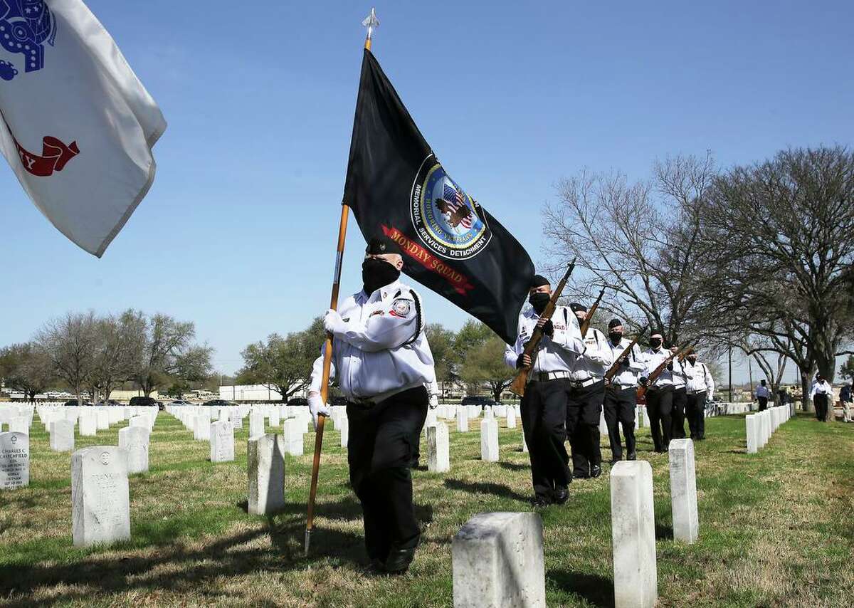 Veterans day houston national cemetery