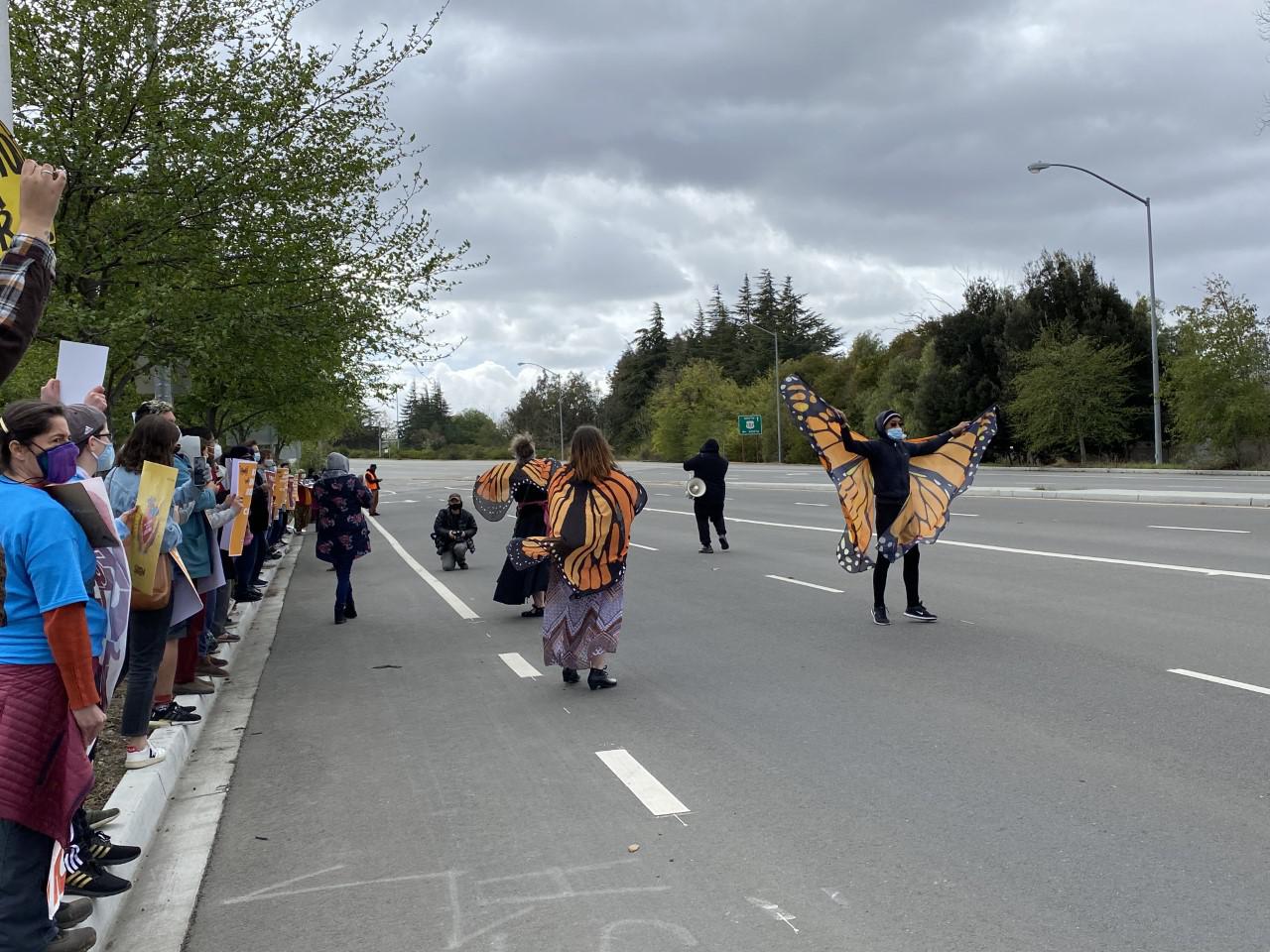Group protests possible detention center for migrant children at Moffett Field in Mountain View - Vimarsana News