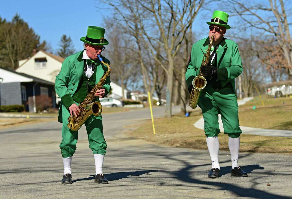 Jason Kelce is going to play the saxophone in his parade outfit