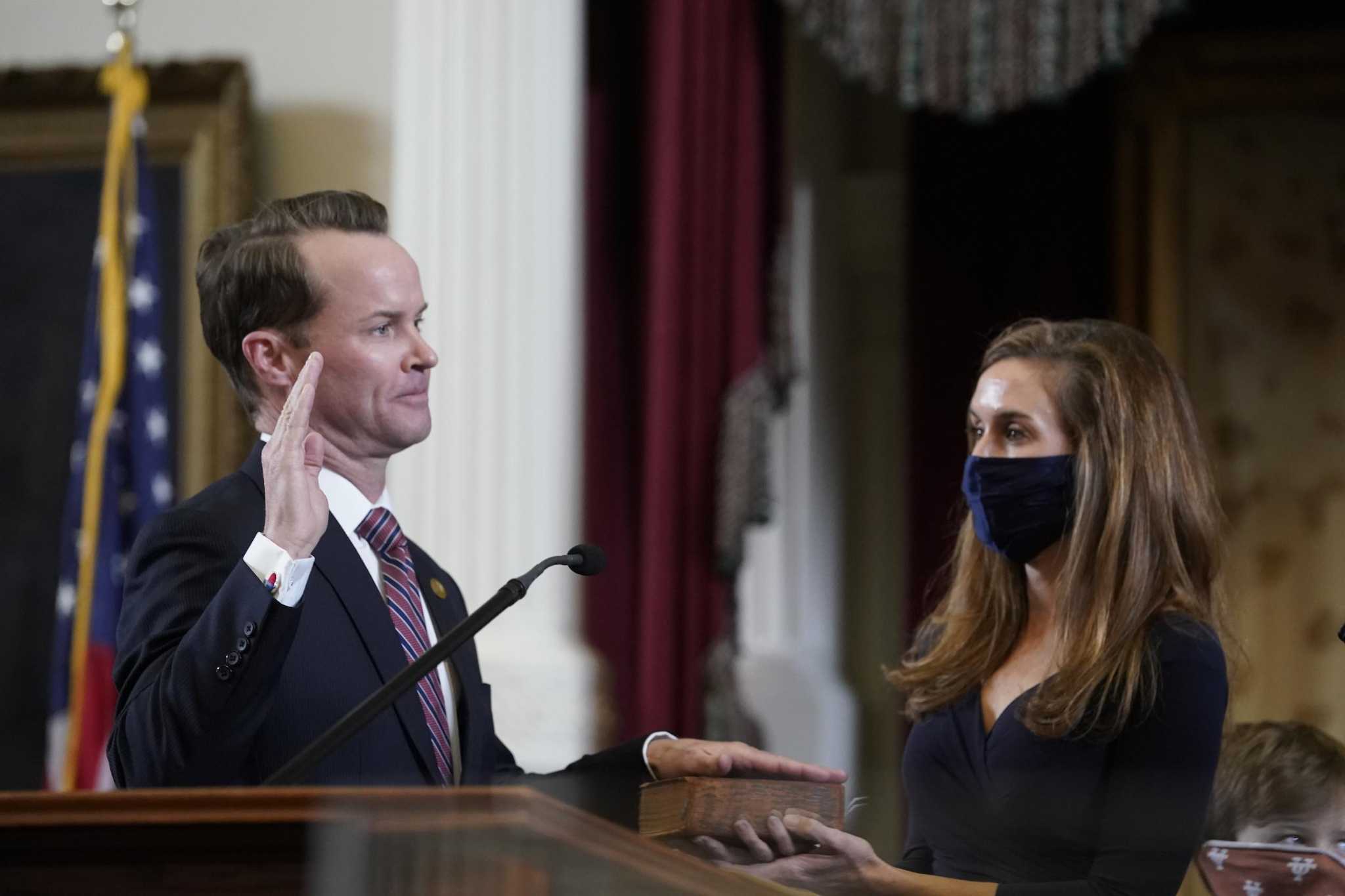 House Speaker Dade Phelan blocked from entering Texas Senate as GOP infighting escalates - Vimarsana News
