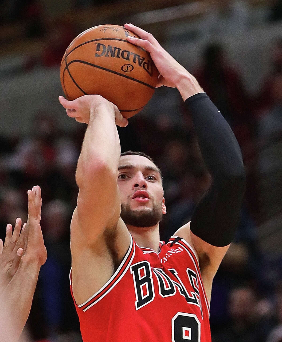 The Chicago Bulls are preparing to host the Spurs Wednesday night and after a 40-point game by Zach Lavine in a blowout against the Oklahoma City Thunder, Dejounte Murray is suggesting that the shooting guard skip the meeting and rest up.