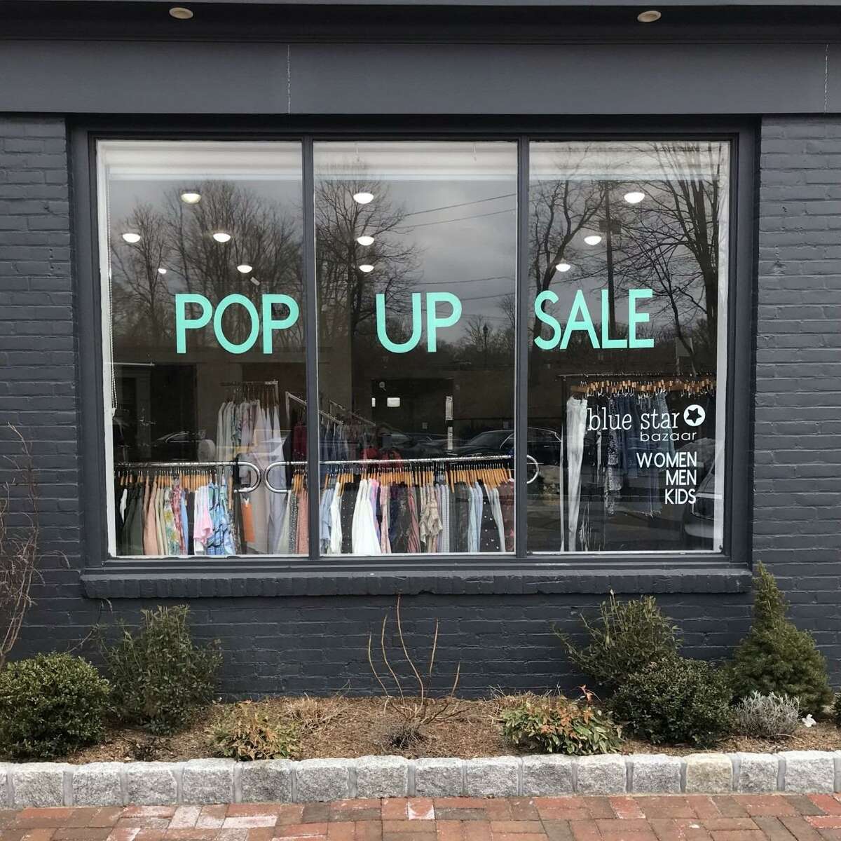 Blue Star Bazaar has opened a pop up shop in Wilton Center. The temporary shop is in Old Post Office Square near Mint Nails and Connecticut Coffee and Grill.