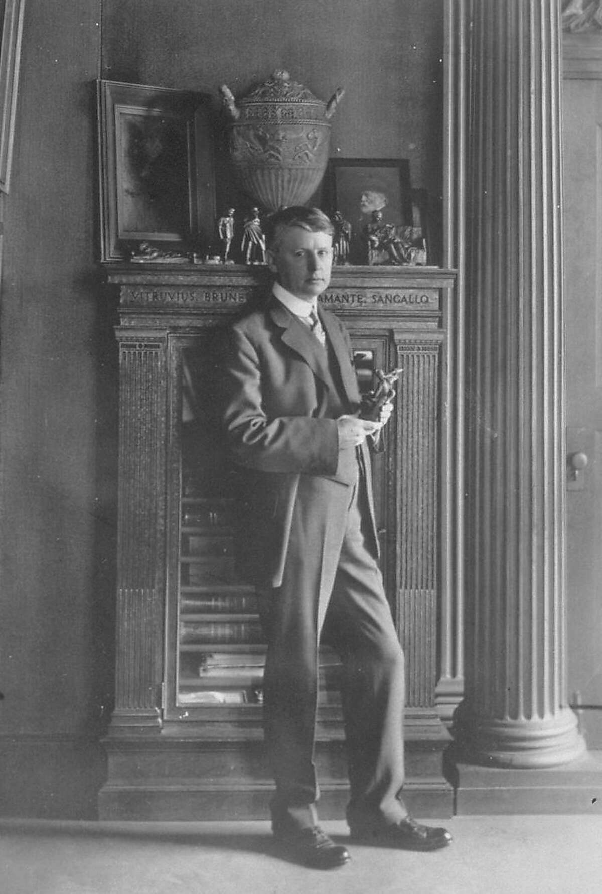 威利斯·波尔克，旧金山建筑师，这张照片拍摄于1913年。