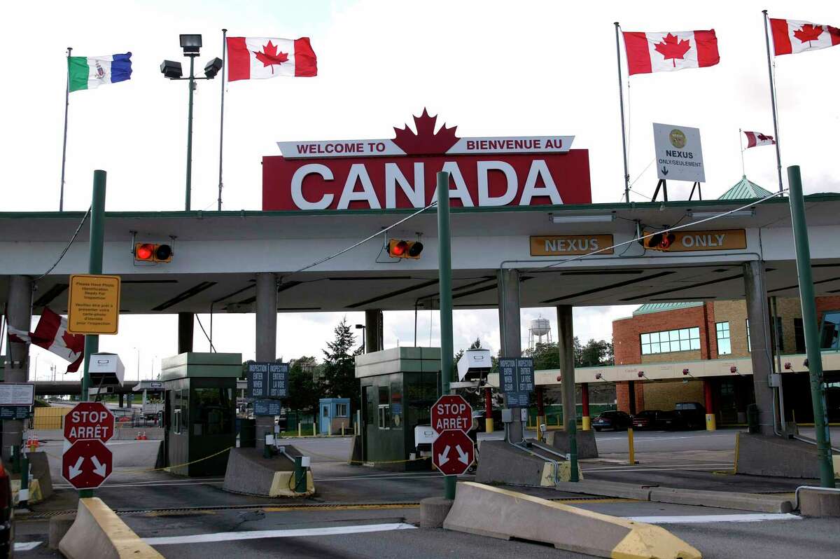A full year later, Canada land border still blocks vacationers from U.S.