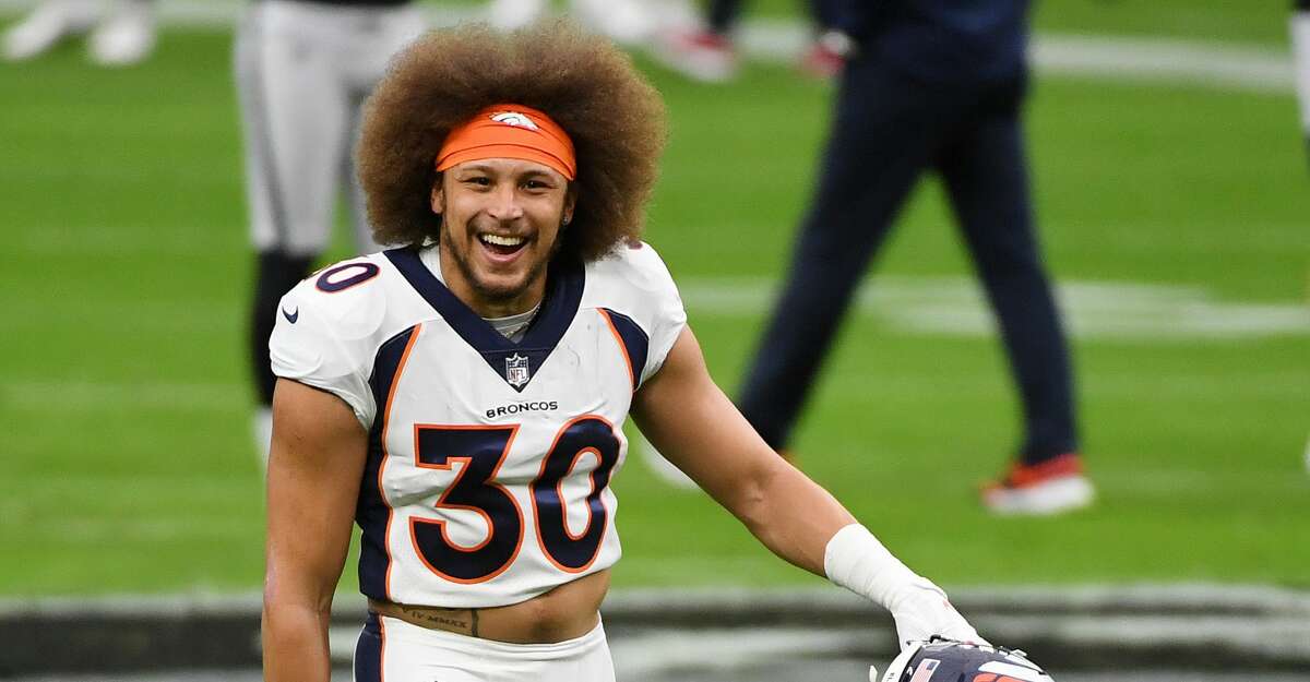 Phillip Lindsay #30 of the Denver Broncos smiles before a game against the Las Vegas Raiders at Allegiant Stadium on November 15, 2020 in Las Vegas, Nevada. (Photo by Ethan Miller/Getty Images)