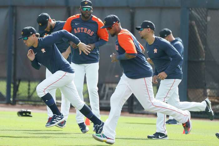 Astros: Andre Scrubb leaves with shoulder soreness