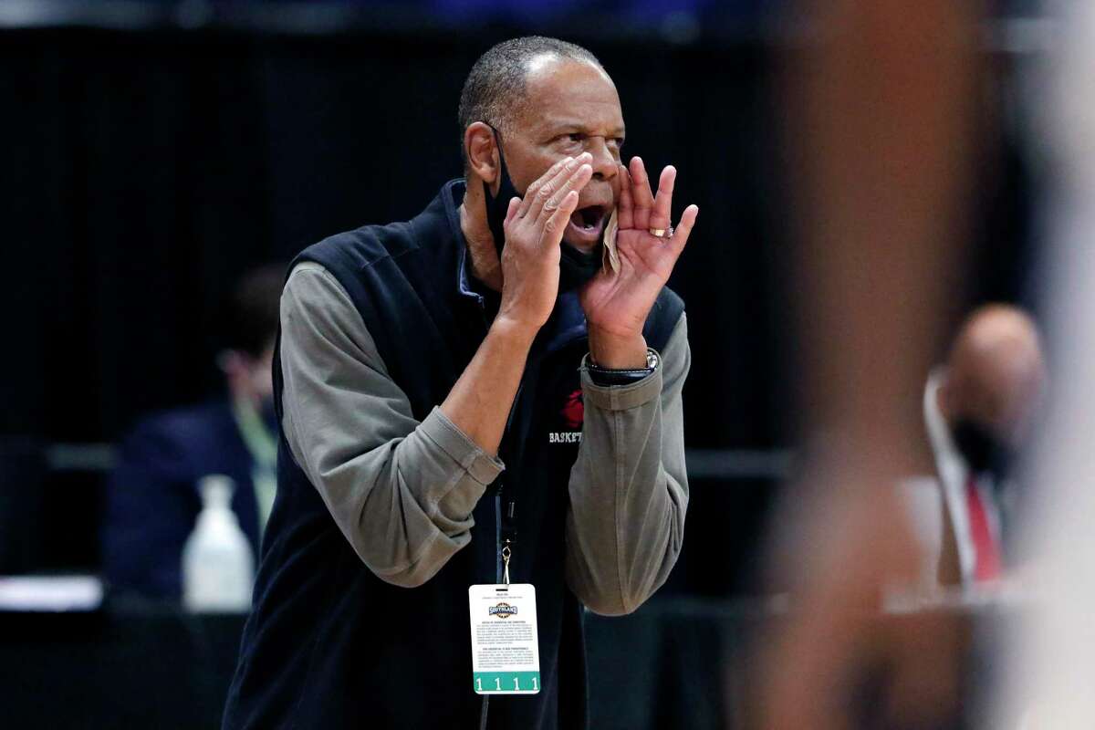 Tic Price fired after 7 seasons as LU basketball coach