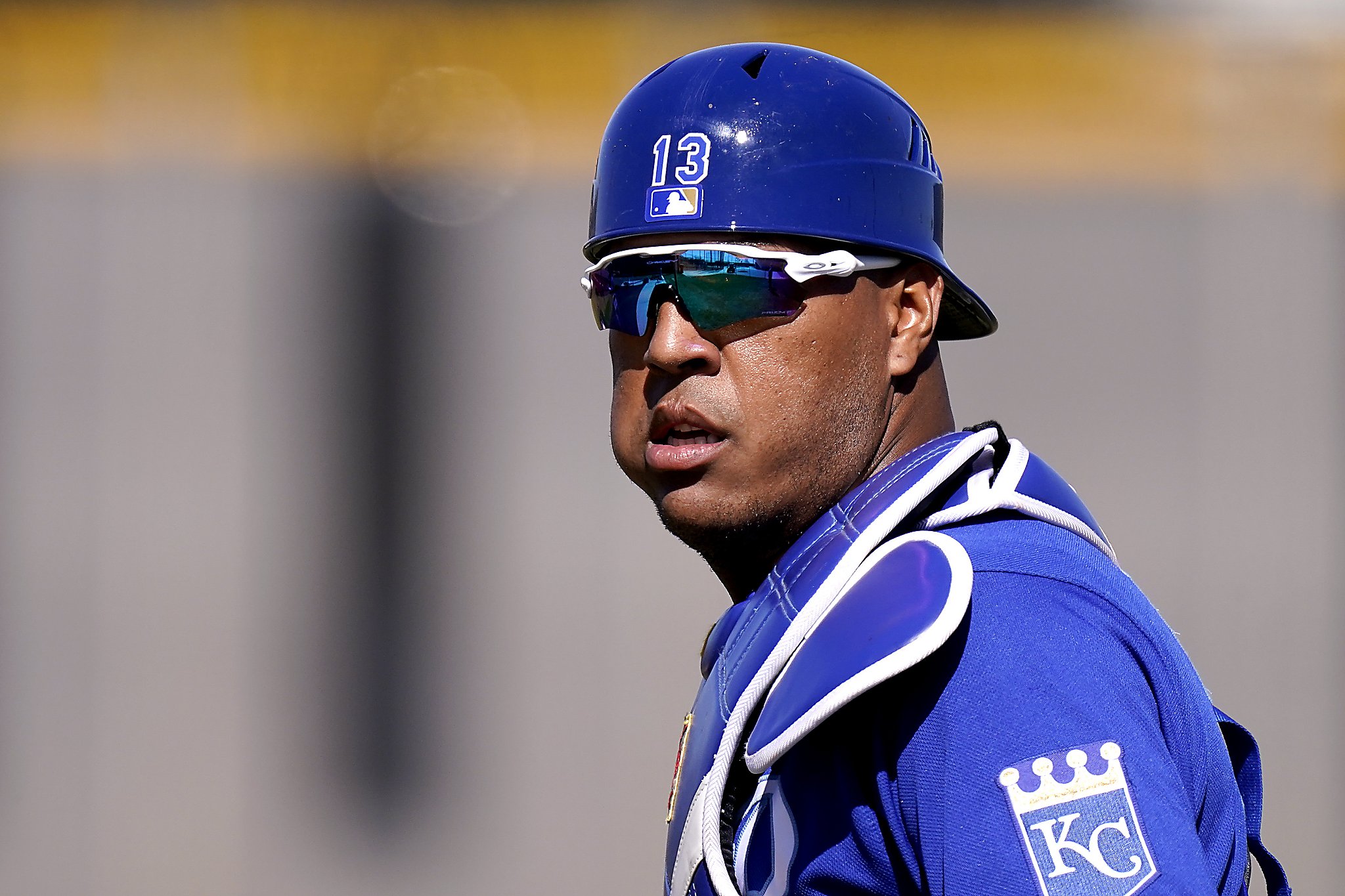 Royals extend Salvador Perez with largest contract in franchise history 