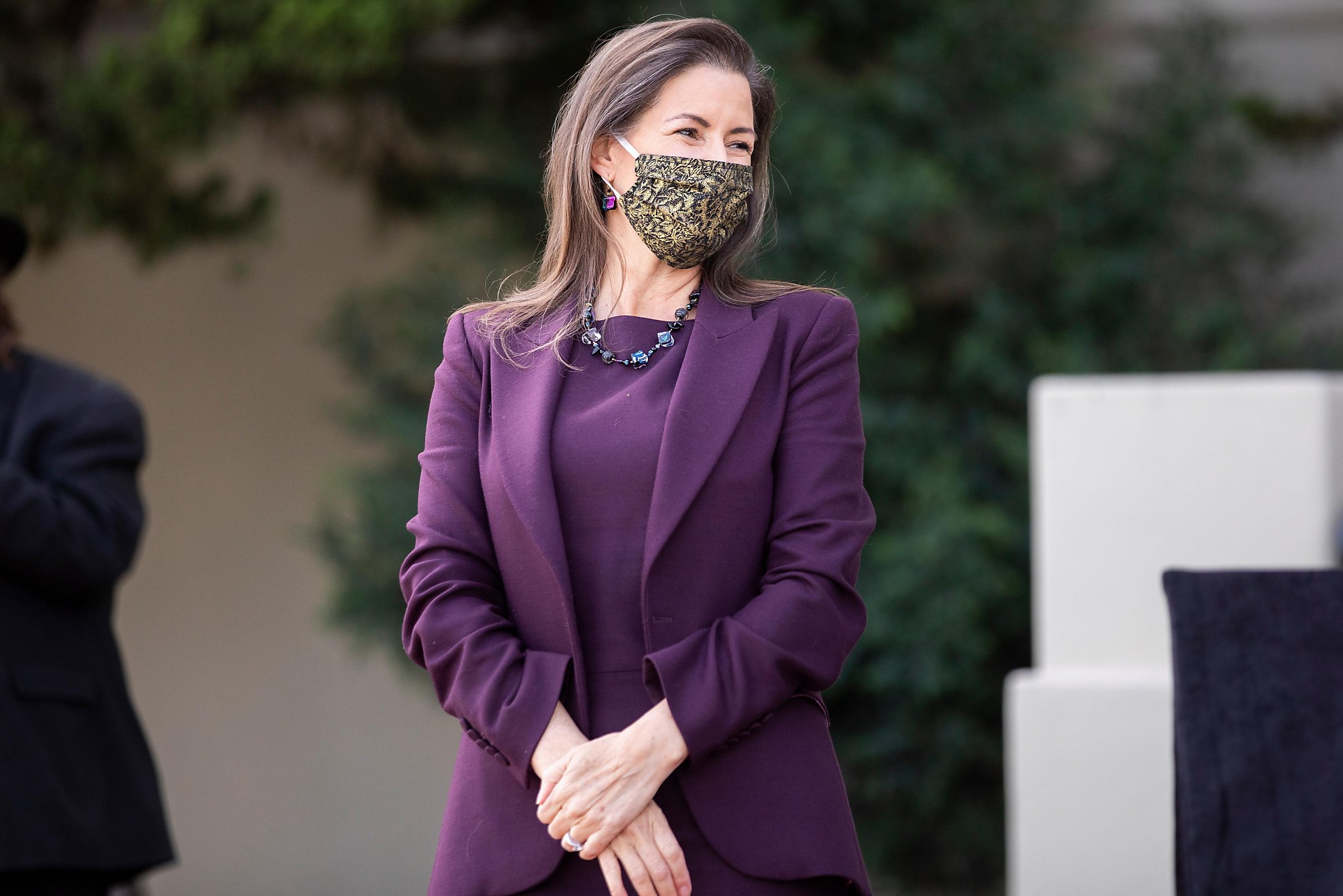 Oakland launches one of the largest guaranteed income programs in the ...