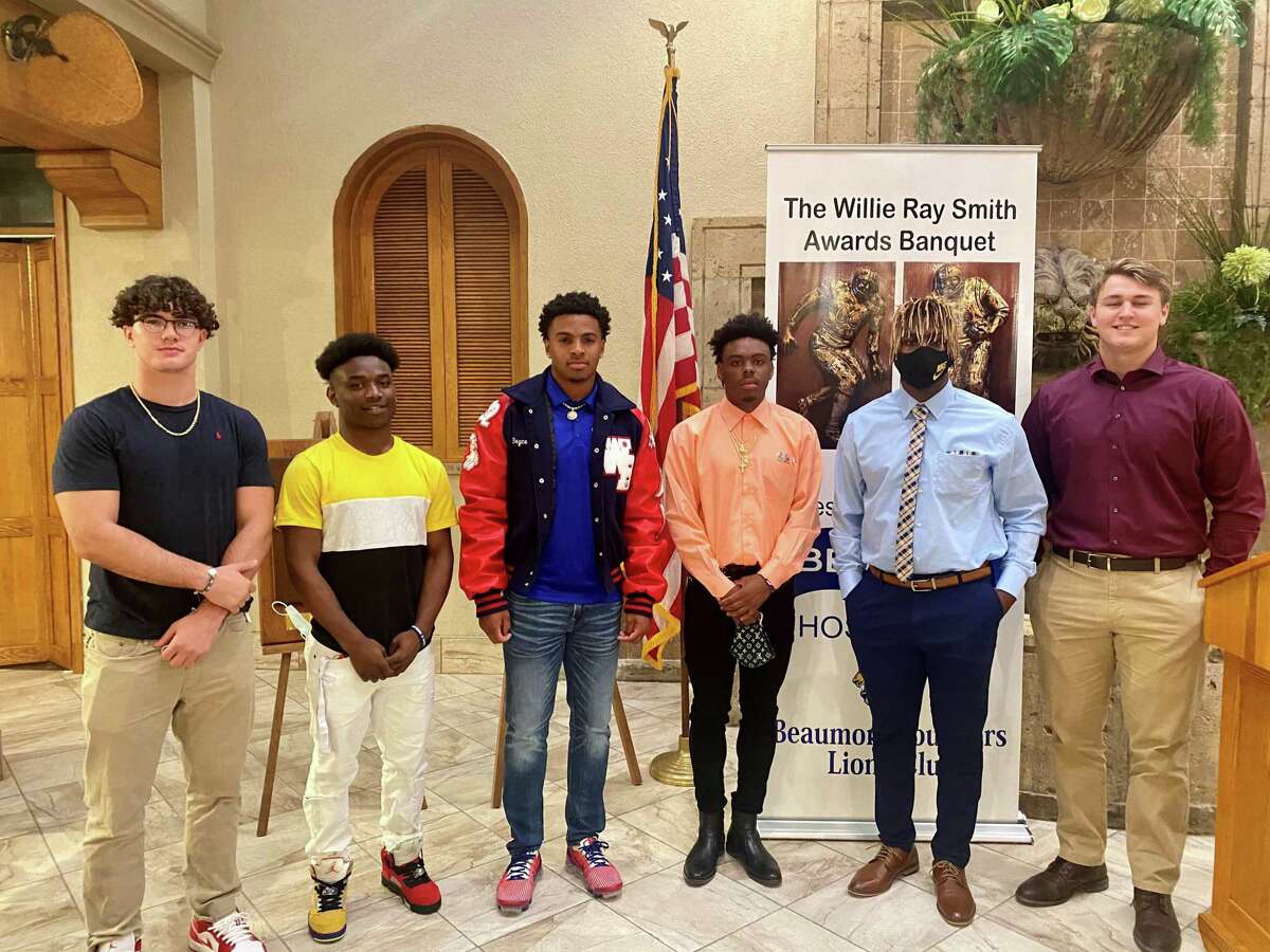 Jaice Beck (left), Ernest Ceasar, Bryce Anderson, Jah'Mar Sanders, De'Anthony Gatson and Ayden Bell pose for a picture after the Willie Ray Smith finalists were announced Monday.