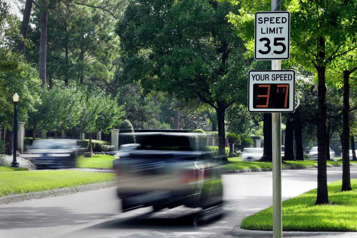 bill-to-lower-base-speed-limit-on-city-streets-to-25-mph-could-save