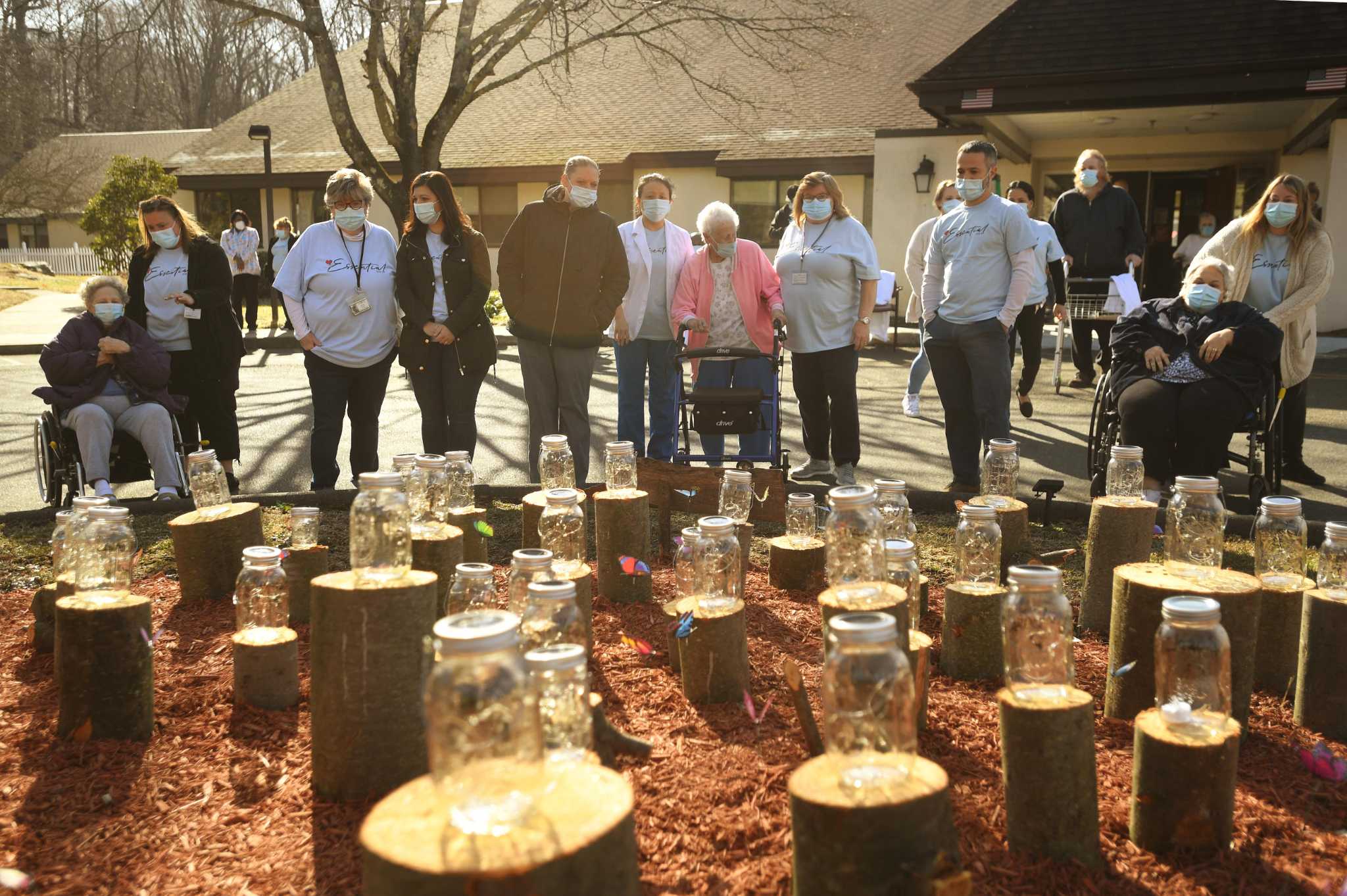 Shelton's Apple Rehab holds memorial to honor those who died at the