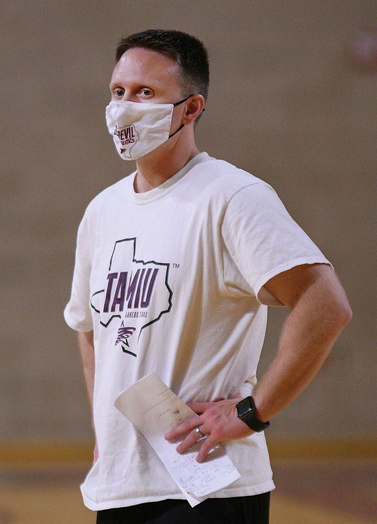 TAMIU head women’s basketball coach Nate Vogel speaks on NCAA inequalities